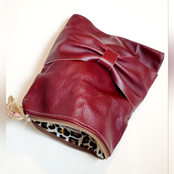 Lindsay Tia Leather Mini Bow Clutch Bag Handmade in America - Picture 6 of 6
